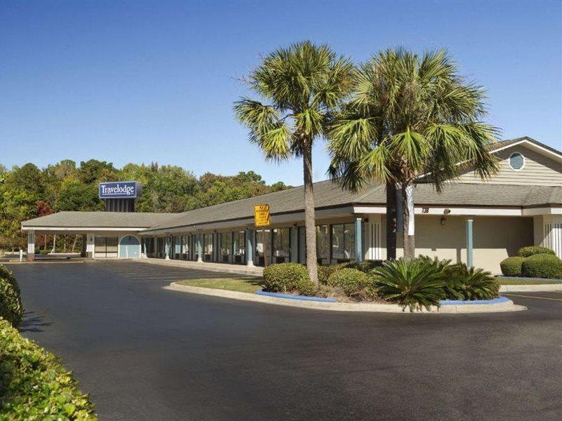6 Hinesville, Ga Hotel 2*
