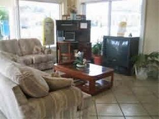 6 Hinesville, Ga 2* Hinesville